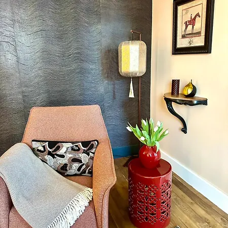 Bed & Breakfast Eulalie Guest House- Champagne Edouard Duval Nestled In The Champagne Area Bligny