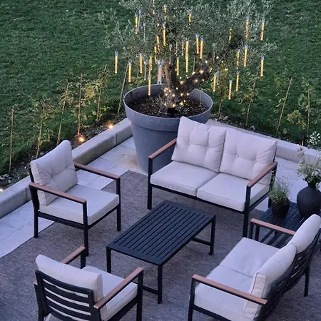 Eulalie Guest House- Champagne Edouard Duval Nestled In The Champagne Area 4*