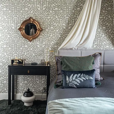 Eulalie Guest House- Champagne Edouard Duval Nestled In The Champagne Area 4*